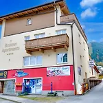 Brunner Near The Markbachjoch Cable Car アパート ニーデラウ