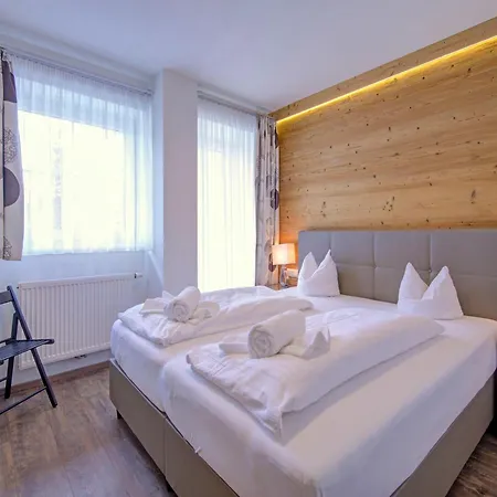 Brunner Near The Markbachjoch Cable Car * Niederau